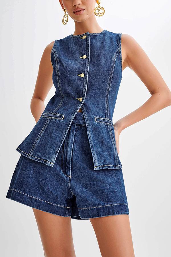 Fashion and casual sleeveless high waisted denim shorts set