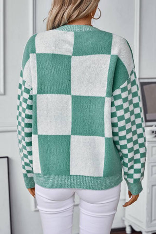 Contrasting Checked Pullover Knit Sweater