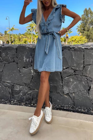 Fashionable and casual sleeveless loose denim mini dress