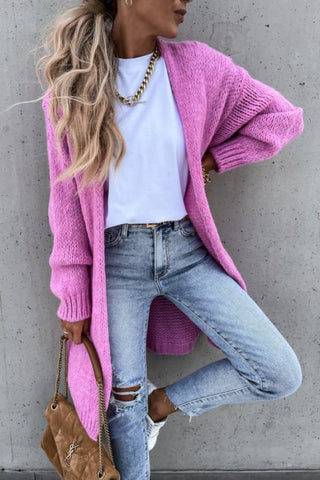 Long sleeved knitted cardigan