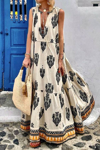 Sleeveless Bohemian print maxi dress