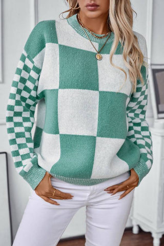 Contrasting Checked Pullover Knit Sweater