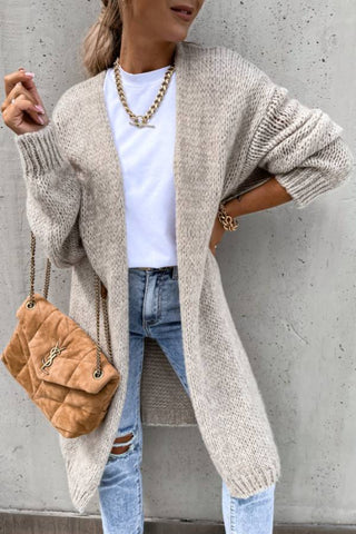 Long sleeved knitted cardigan