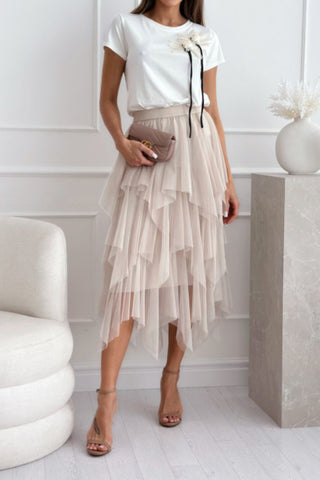 Irregular mesh skirt